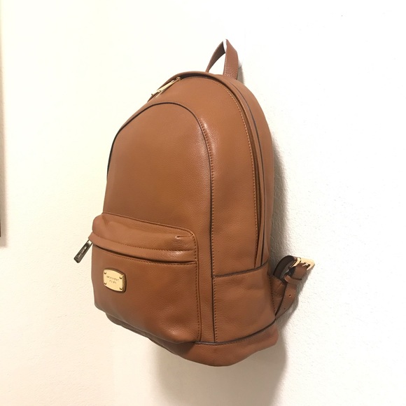 Authentic Michael Kors backpack 🎒 - Picture 2 of 8